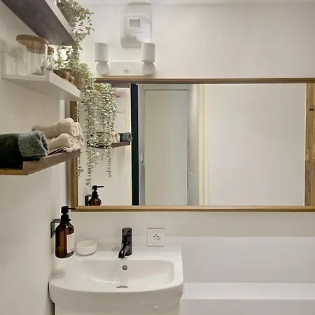 Hypercentre Aparthotel 3*