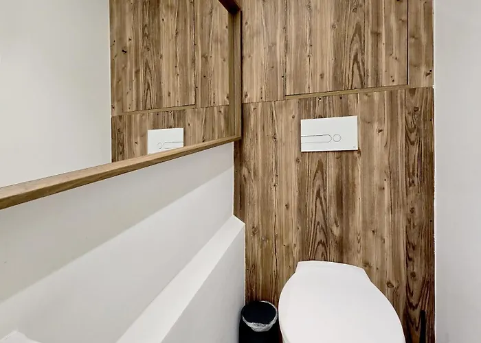 Memore - Hypercentre 3* מונס